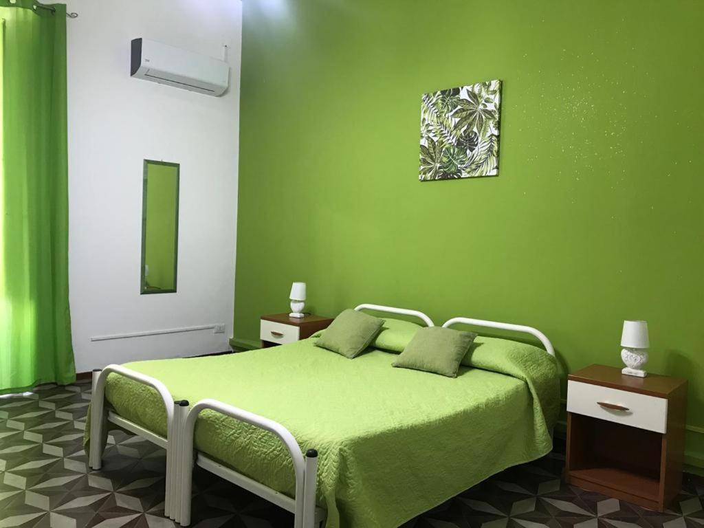 B&B Il Sole ปาแลร์โม ภายนอก รูปภาพ